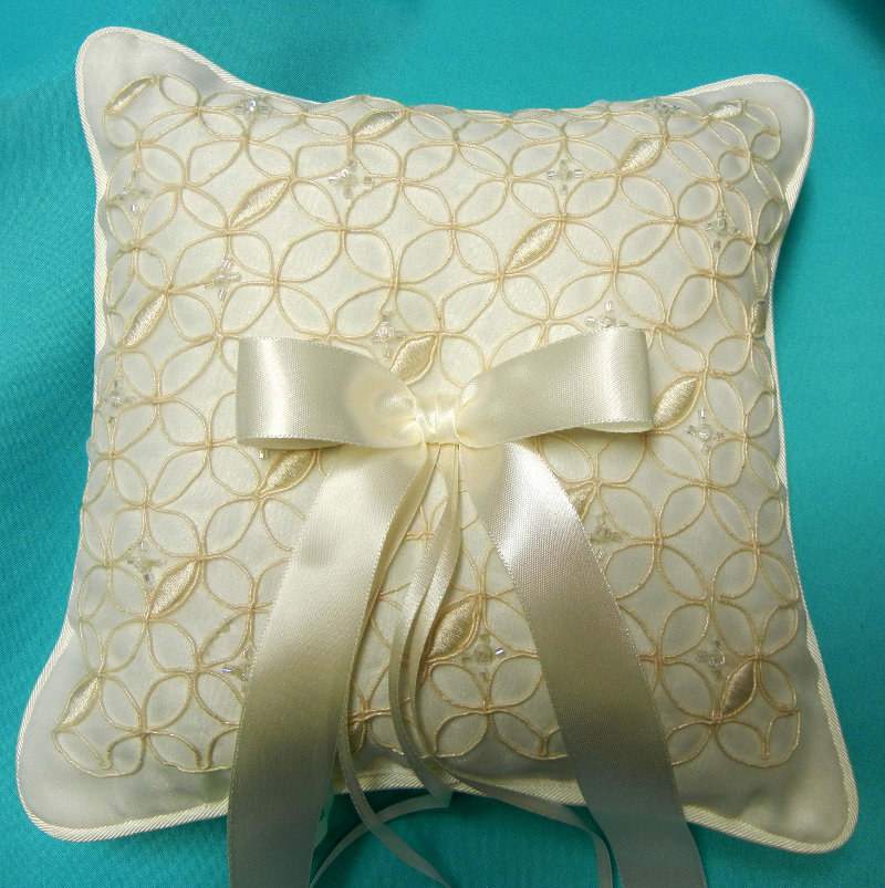 Organza Wedding Ring Pattern Pillow
